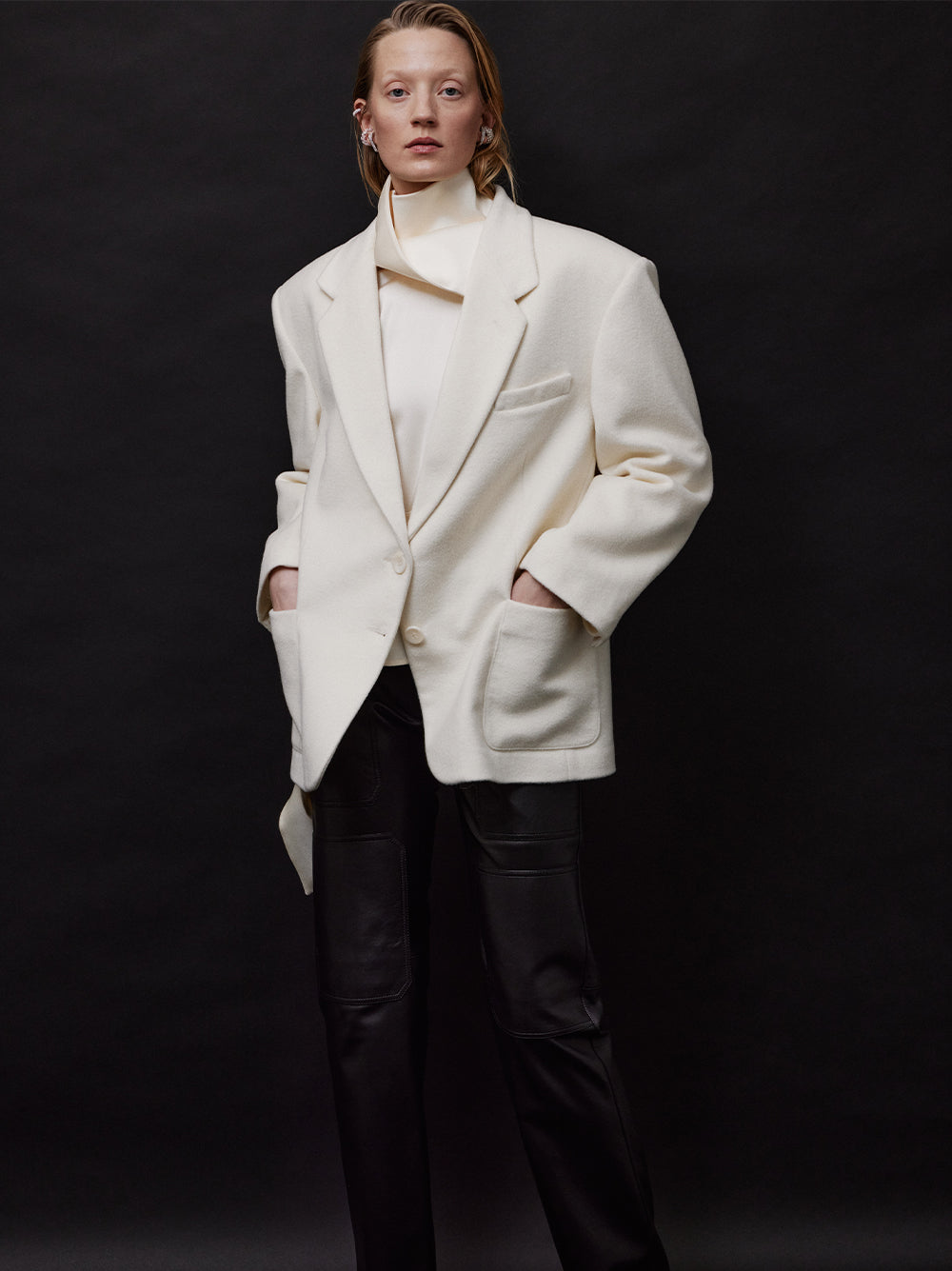 WOOL BLAZER