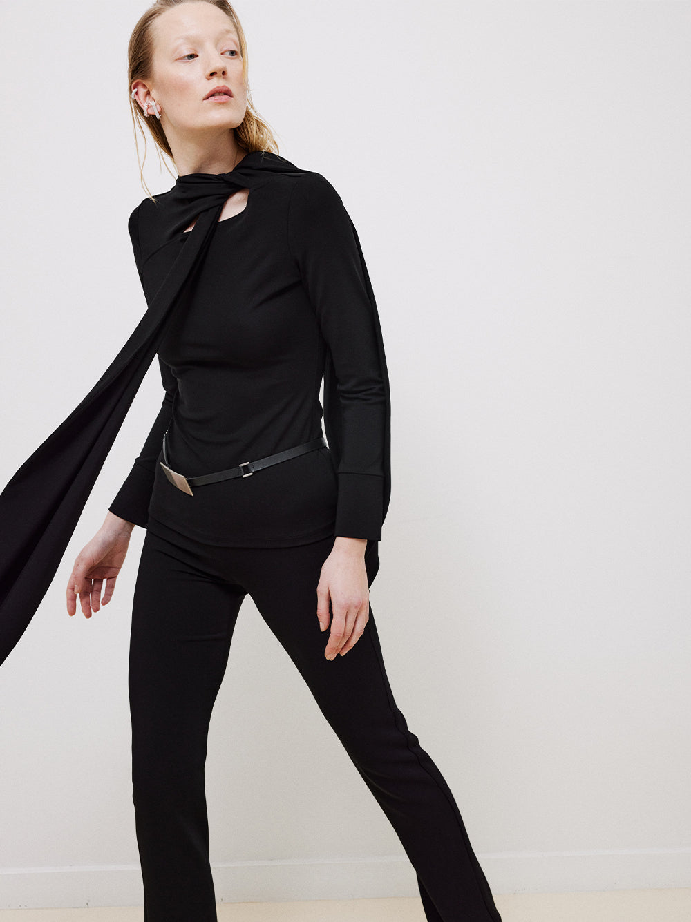FITTED TROUSERS
