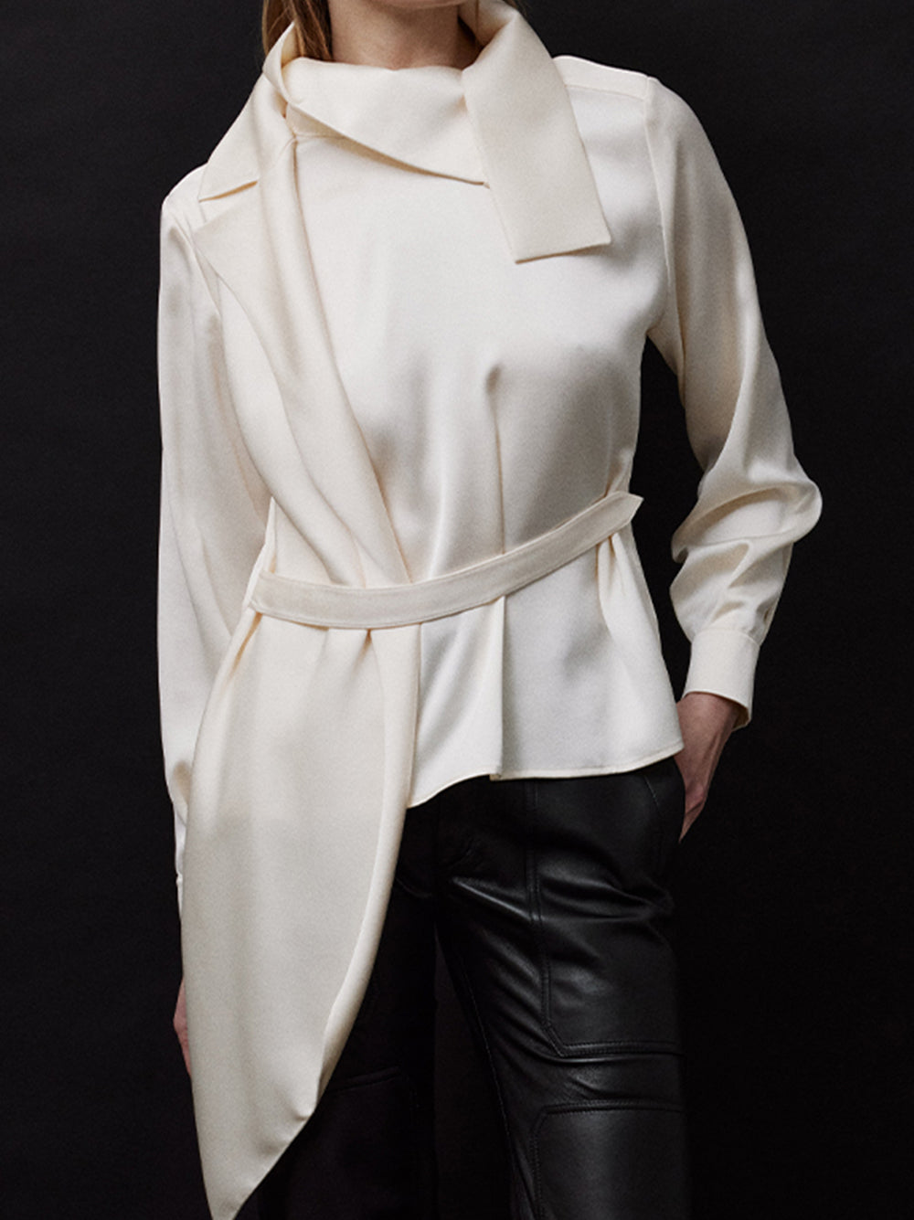 ASYMMETRIC BLOUSE