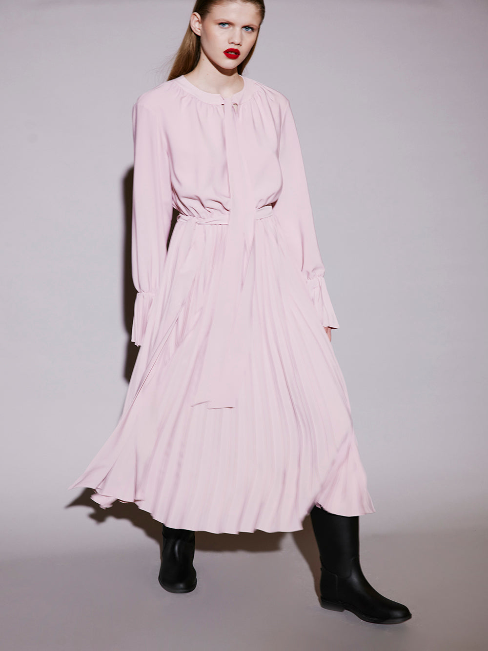 Crew Neck Midi Pleated Dress
