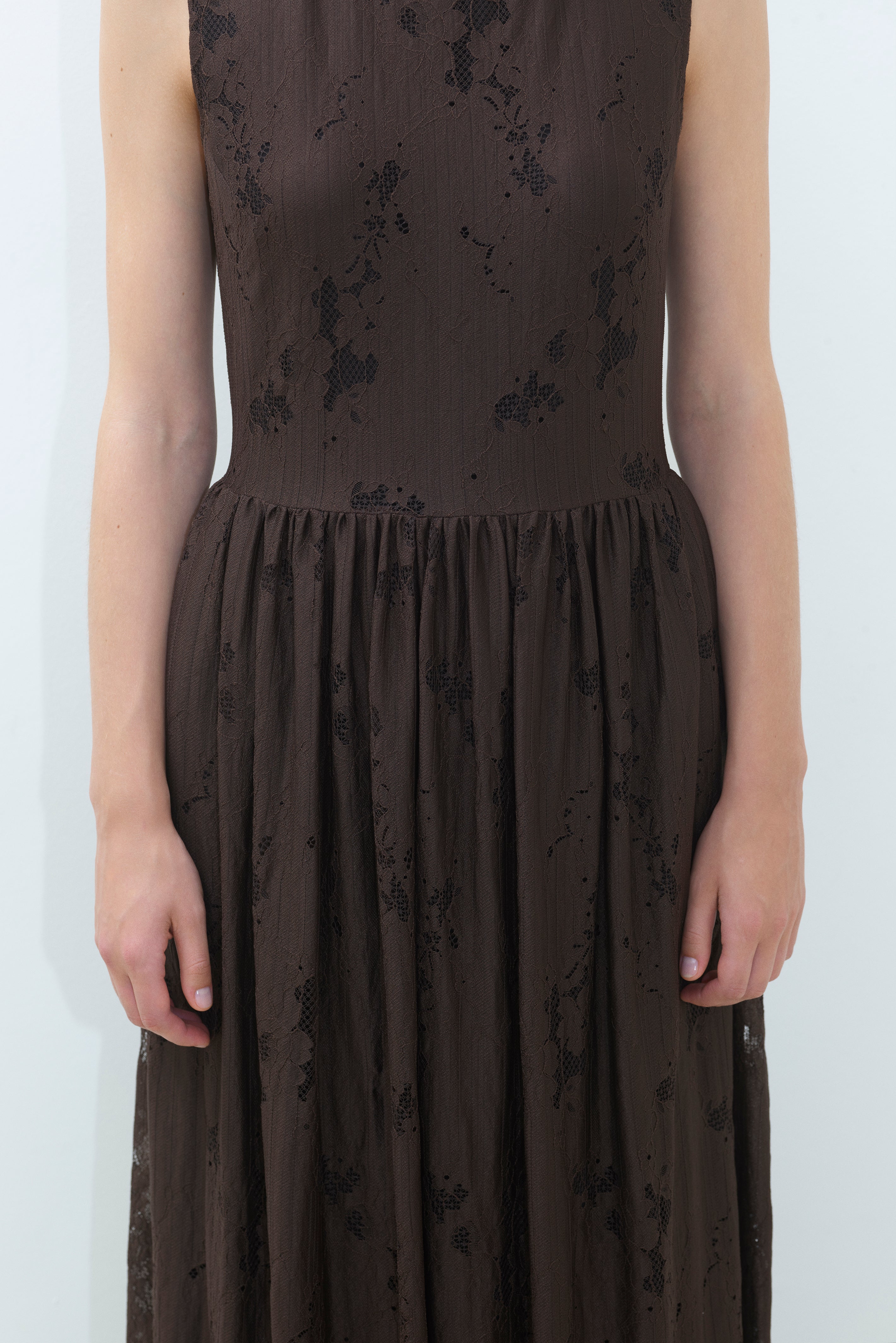 LACE MAXI DRESS