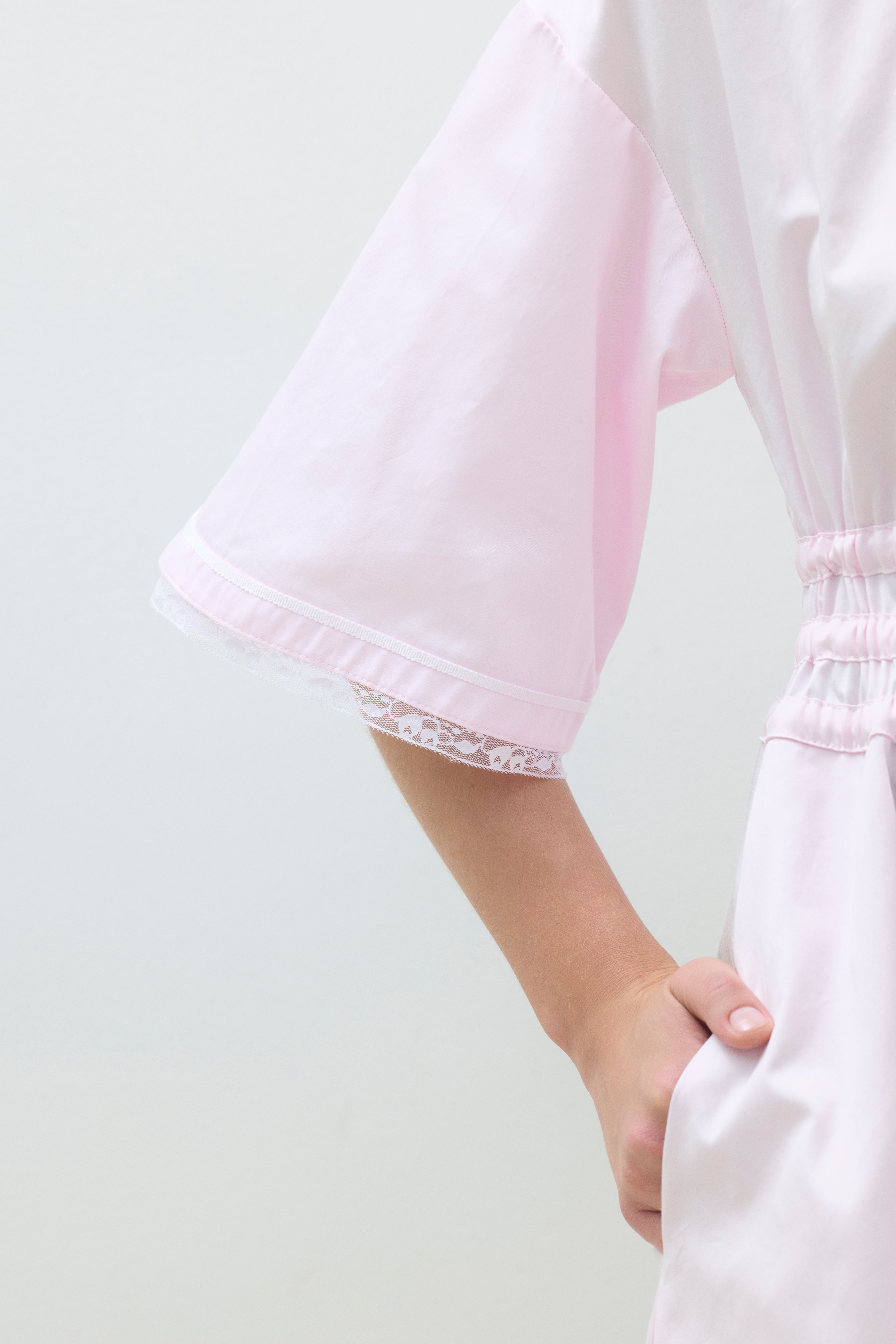 LACE TRIM MINI SHIRT DRESS WITH 3 DRAWSTRINGS