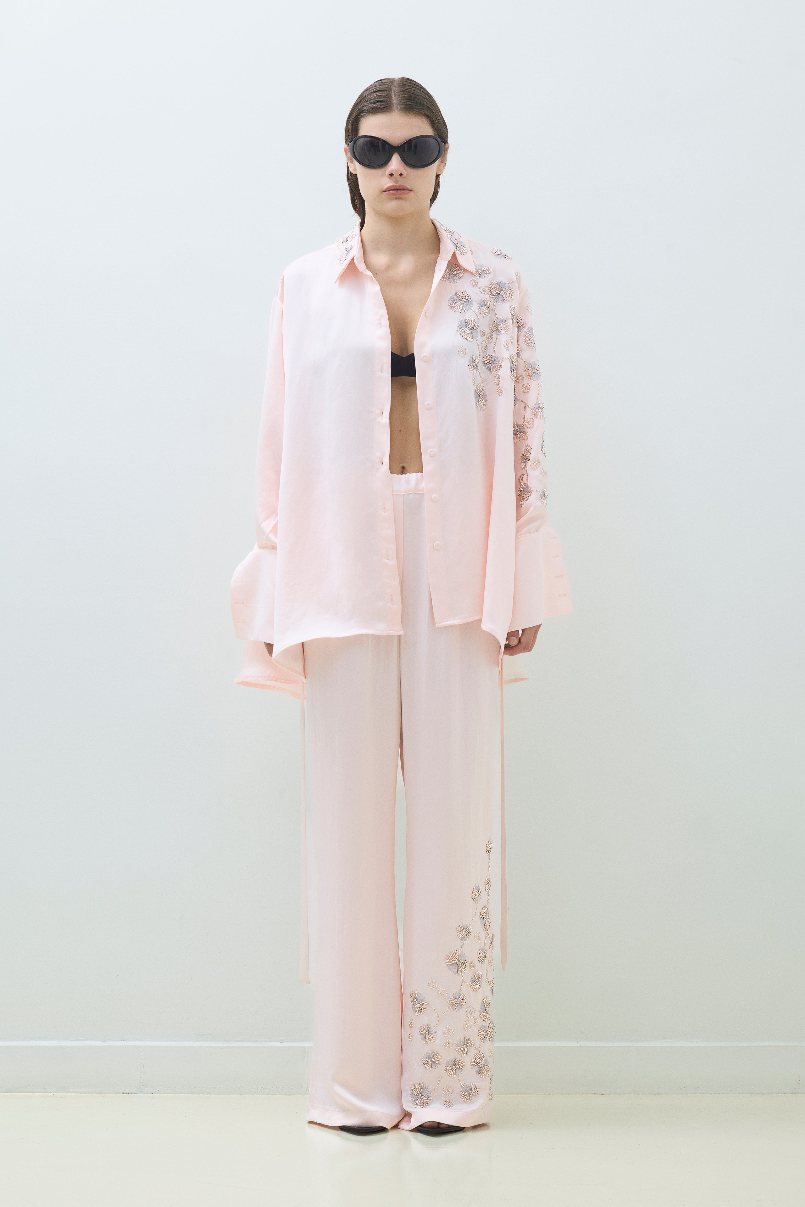 EMBROIDERED OVERSIZE SHIRT