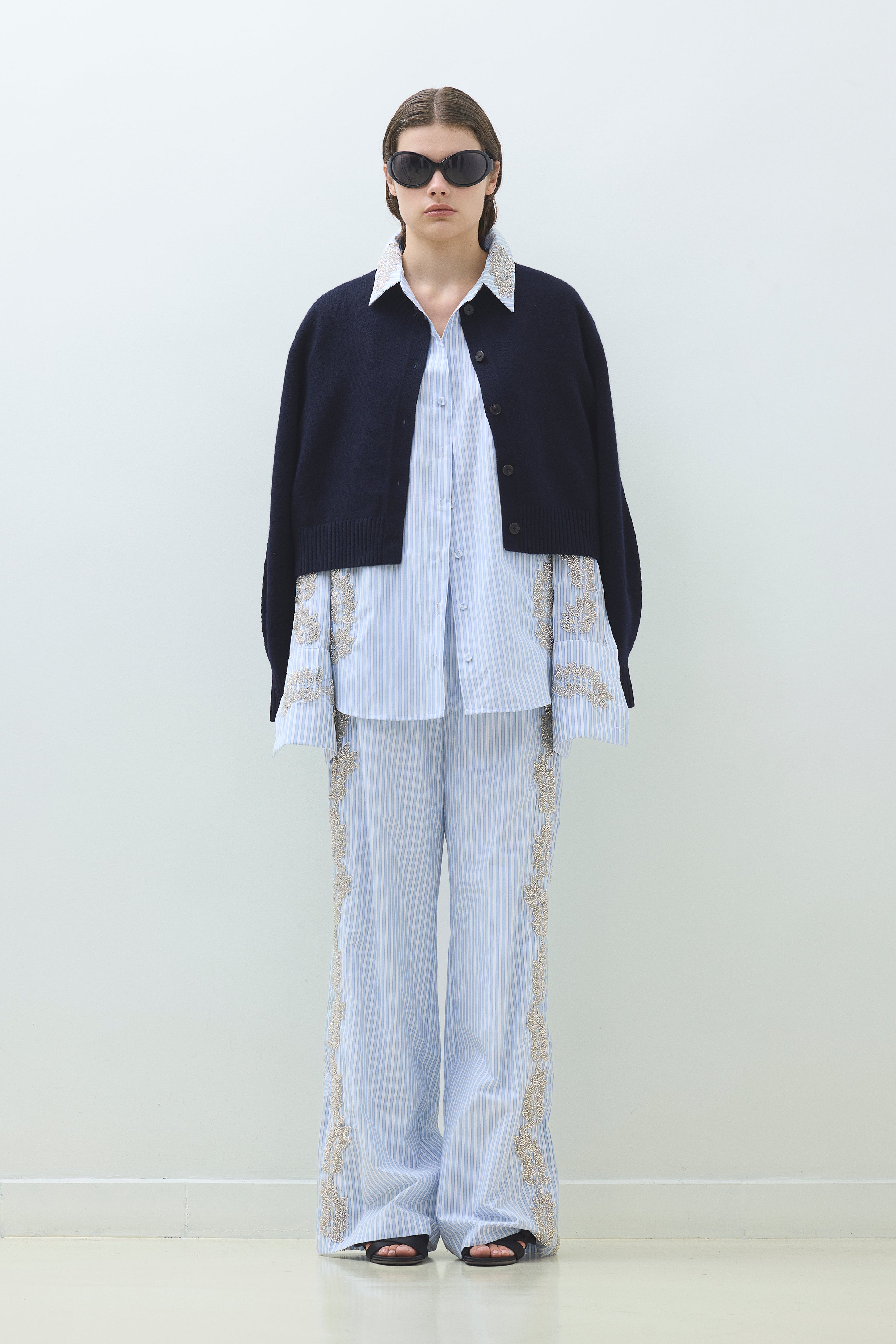 EMBROIDERED OVERSIZE SHIRT