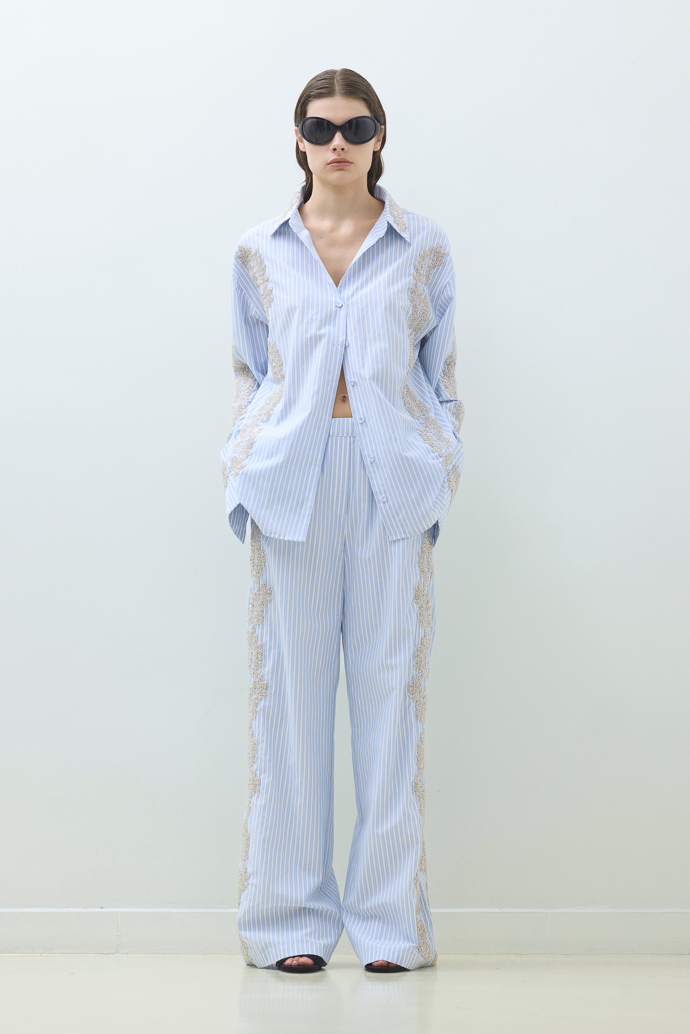 EMBROIDERED PANTS WITH ELASTIC WAISTBAND