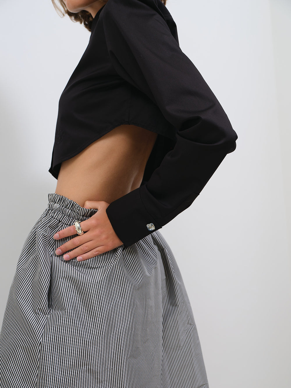 CROPPED POPLIN SHIRT WITH SHOULDER PADS