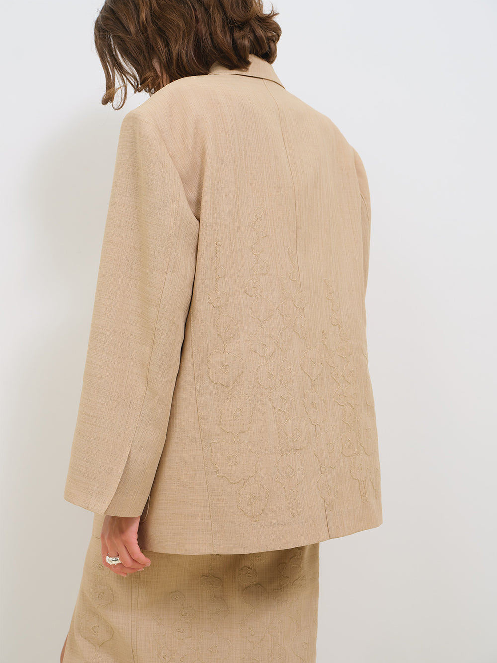 LINEN BLAZER WITH EMBROIDERY