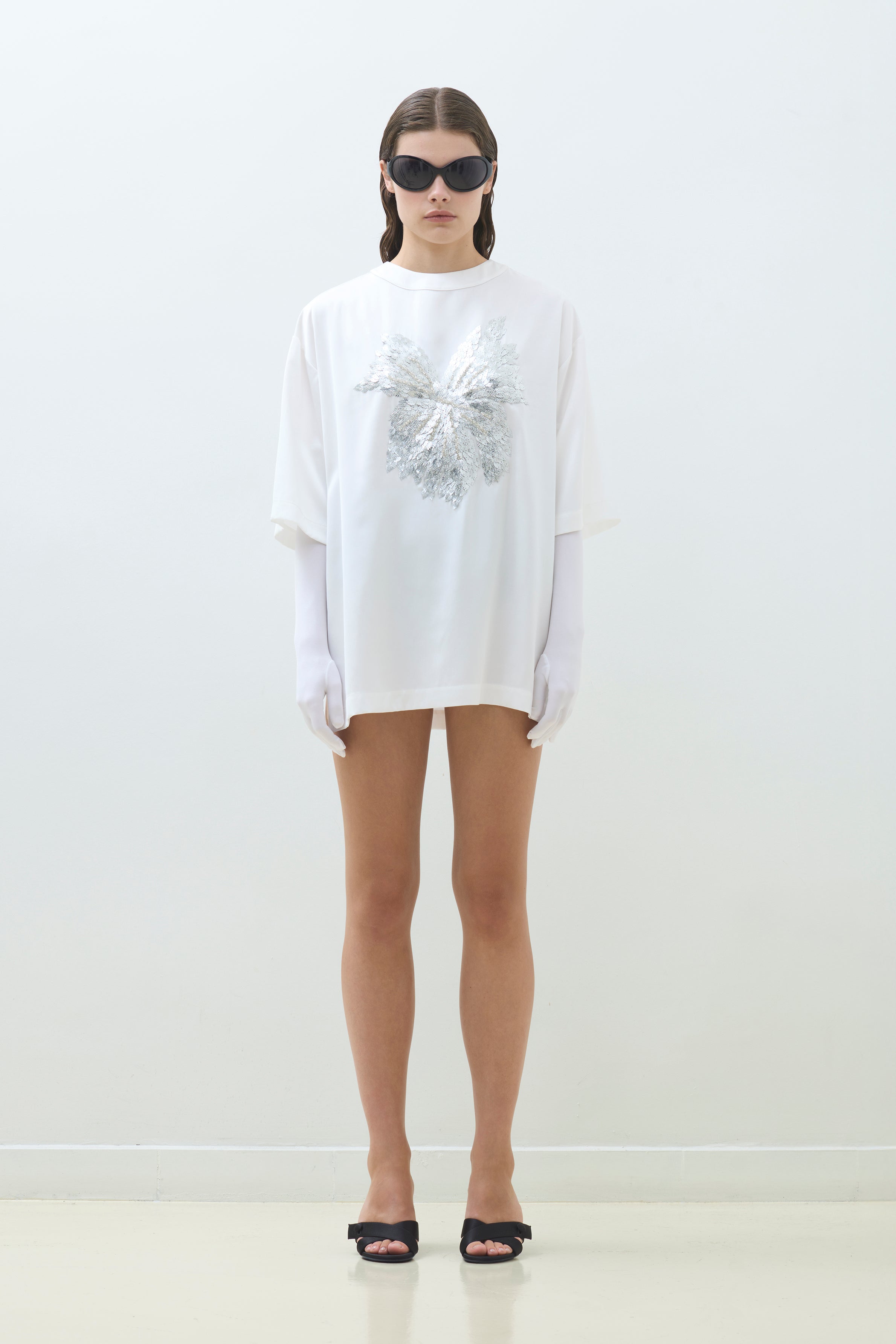 HAND EMBROIDERED OVERSIZE SATIN T-SHIRT WITH SIDE SLITS