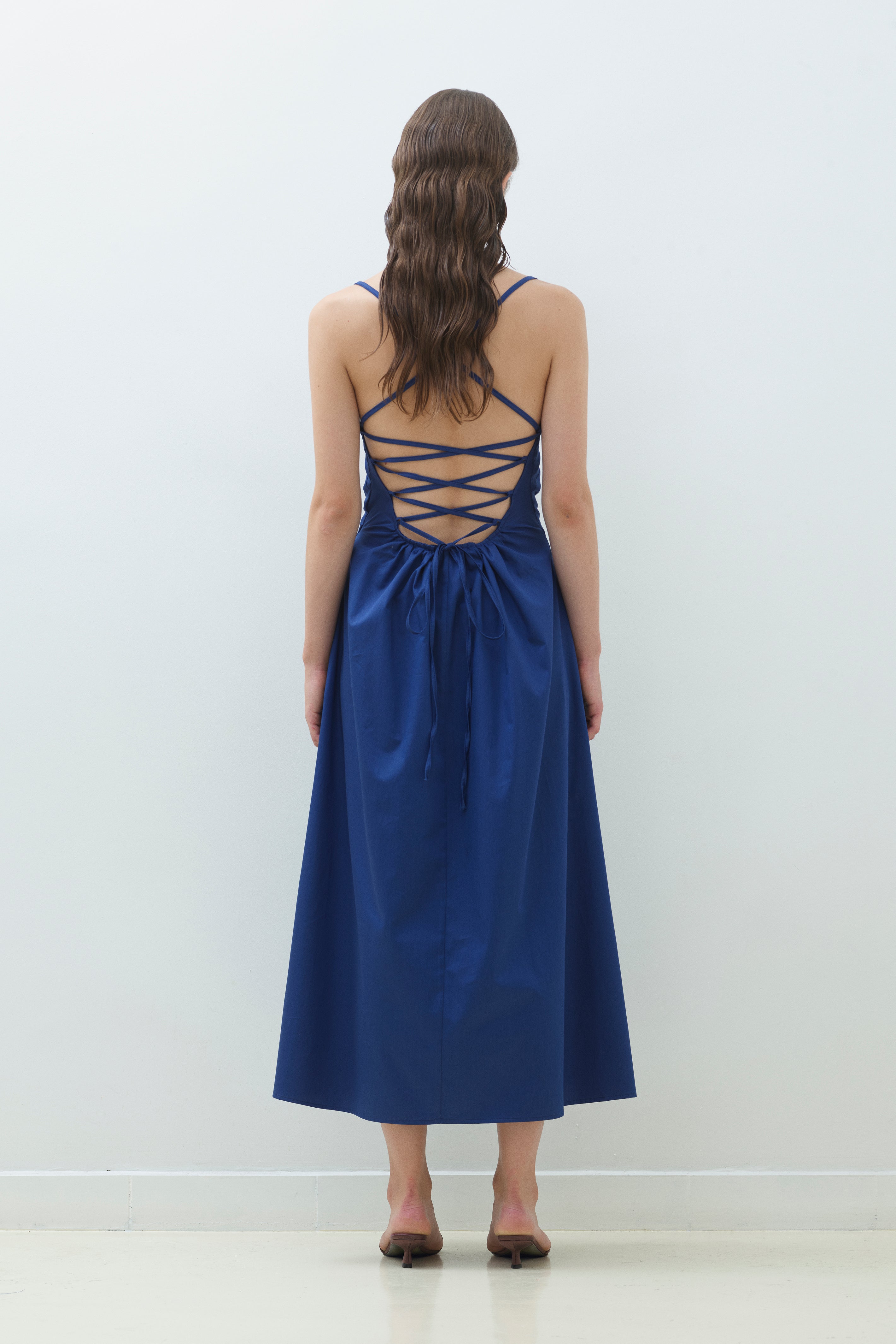 MAXI DRESS WITH OPEN BACK AND DRAWSTRING
