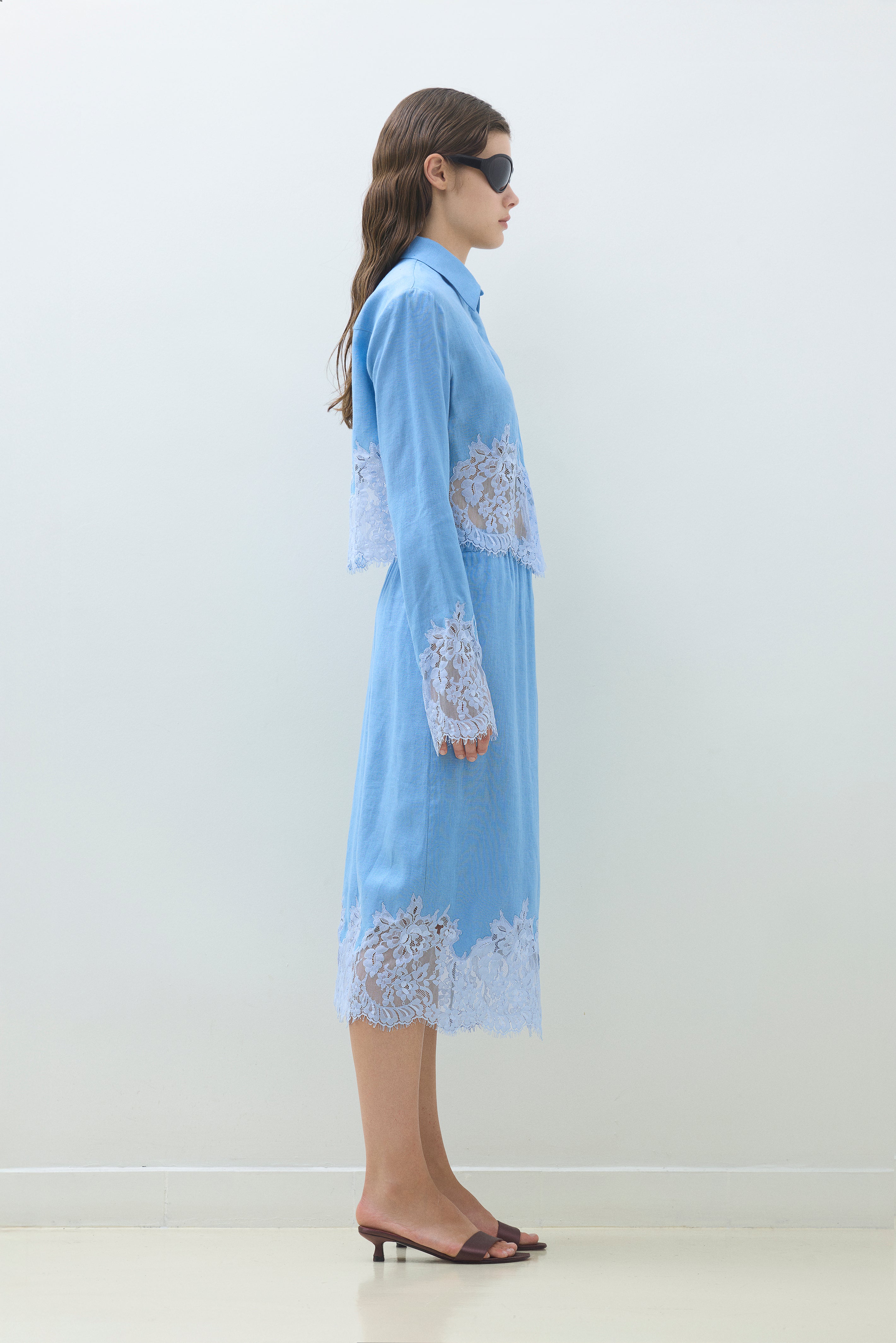 LACE HEM MIDI SKIRT WITH ELASTIC WAISTBAND