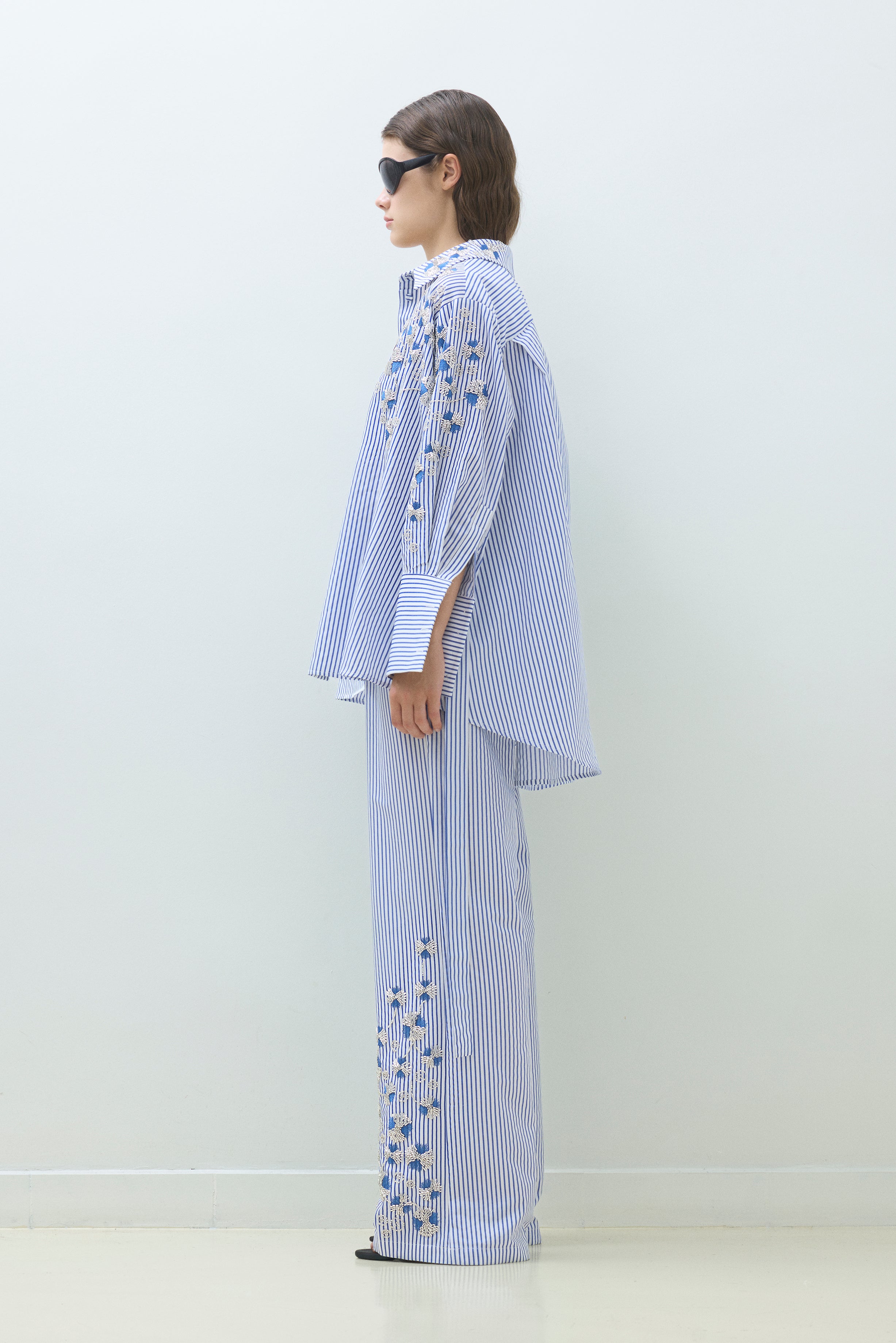 EMBROIDERED PANTS WITH ELASTIC WAISTBAND