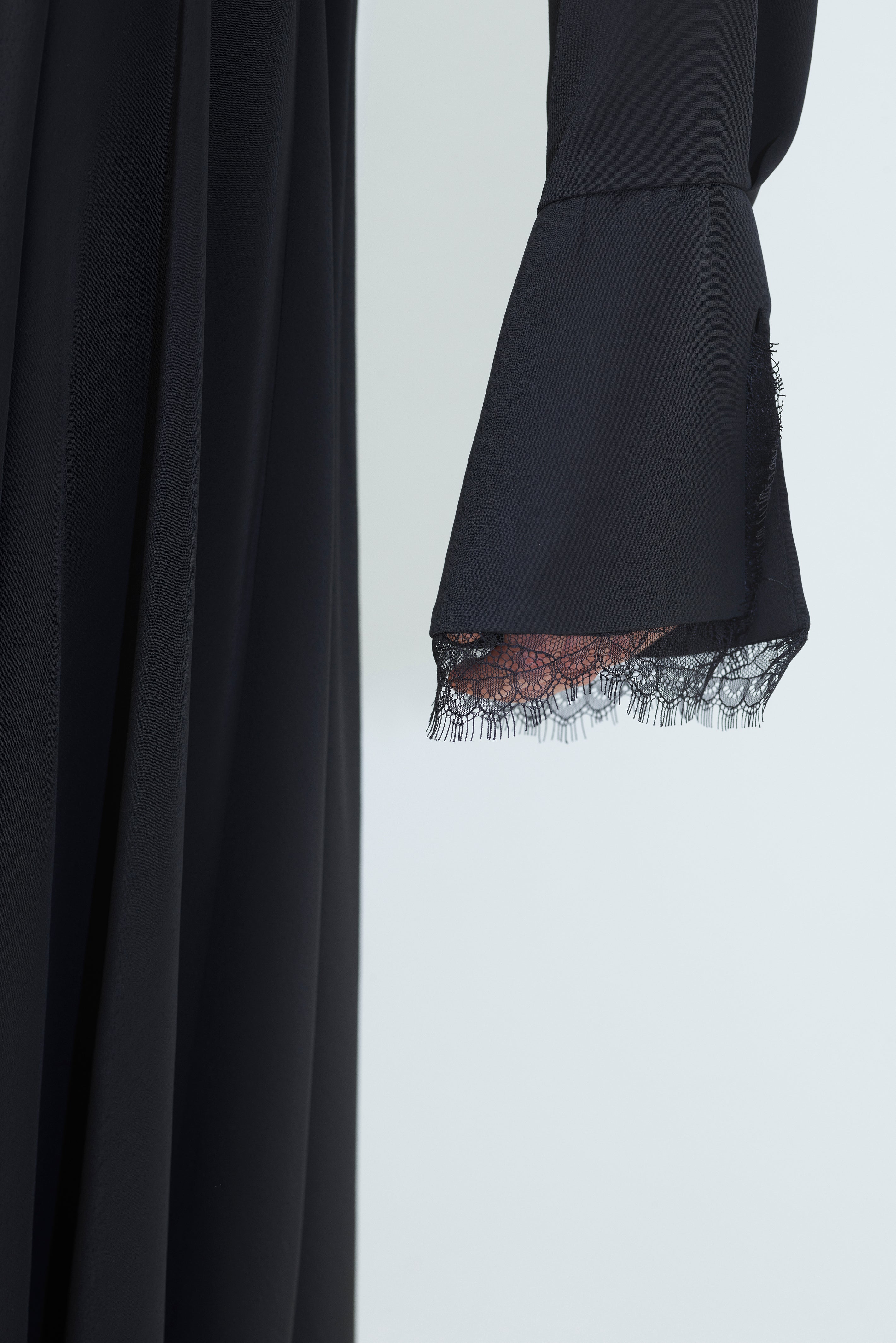 LACE TRIM MAXI DRESS WITH DRAWSTRING