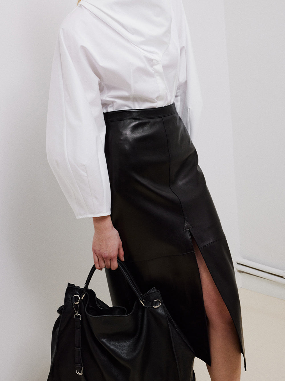 LEATHER SKIRT