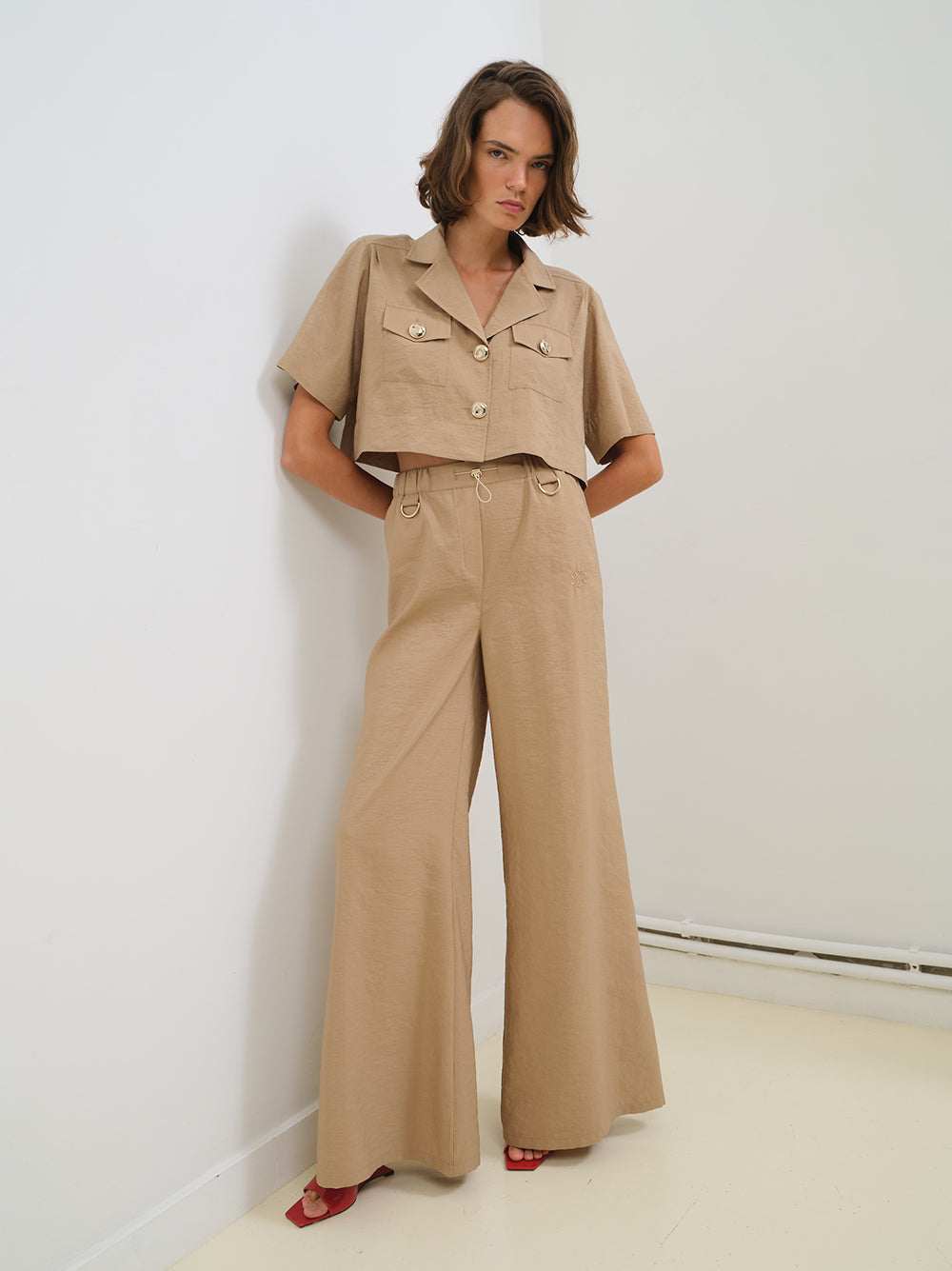 ELASTIC WAISTBAND PANTS WITH CRUSHED EFFECT